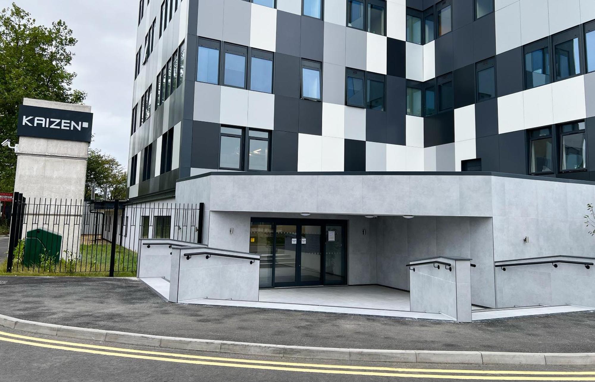 Appartamento The Kaizen West Bromwich Esterno foto