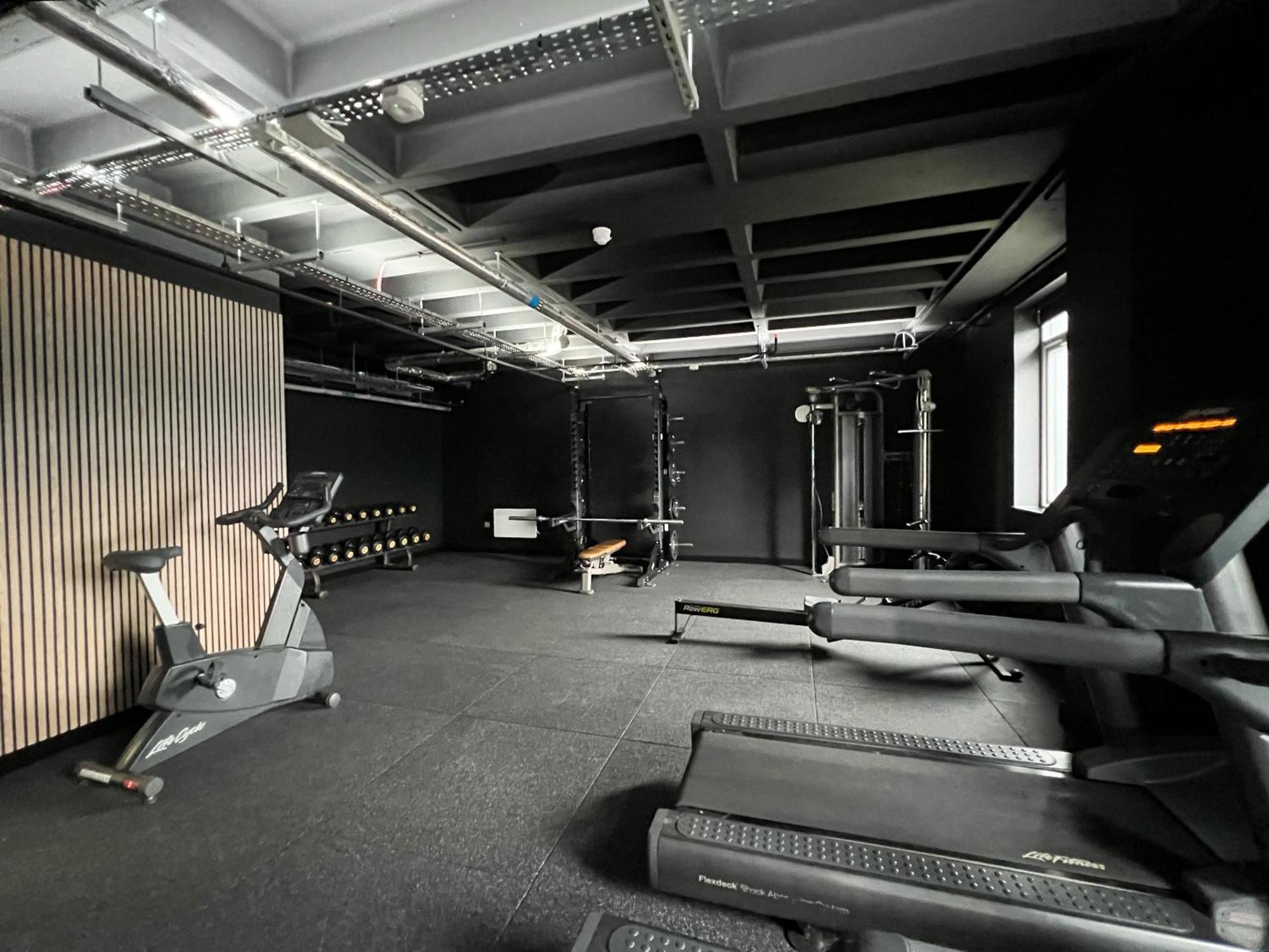 Appartamento The Kaizen West Bromwich Esterno foto